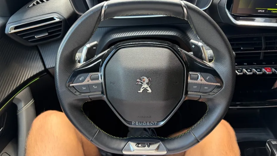 PEUGEOT 2008 -