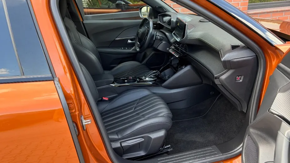 PEUGEOT 2008 -