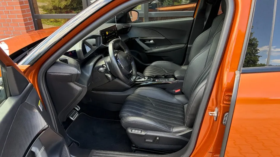 PEUGEOT 2008 -