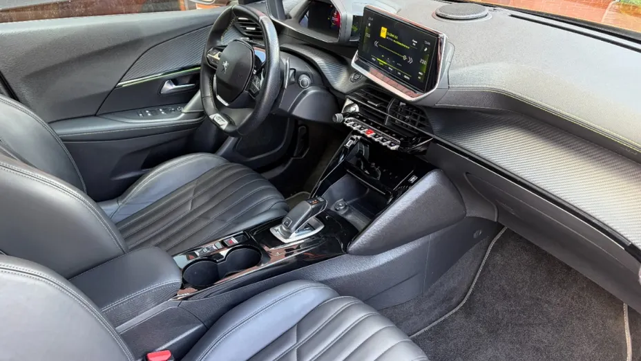PEUGEOT 2008 -