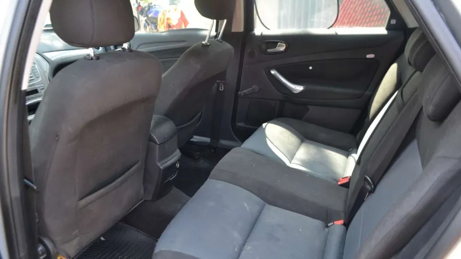 FORD Mondeo -