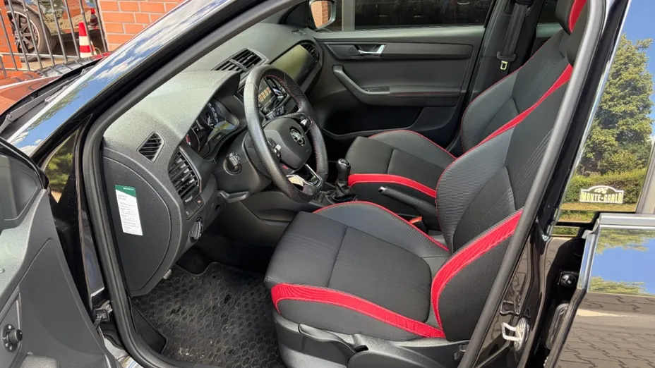SKODA Fabia -