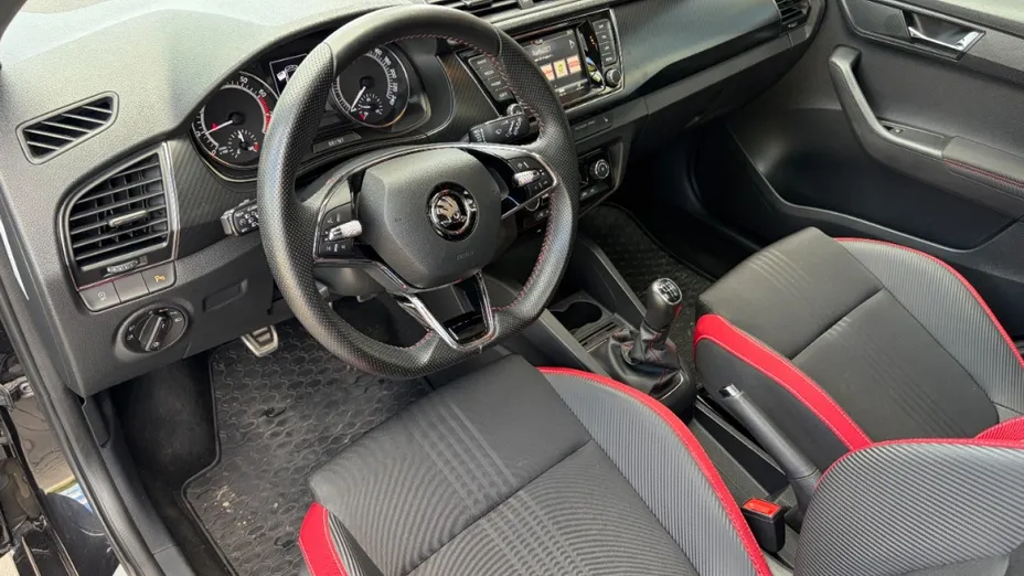 SKODA Fabia -