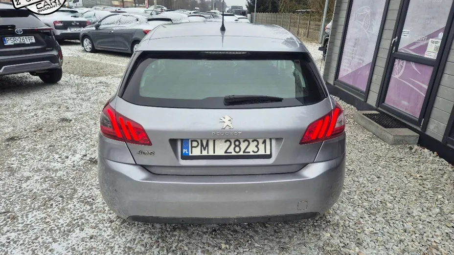 PEUGEOT 308 -