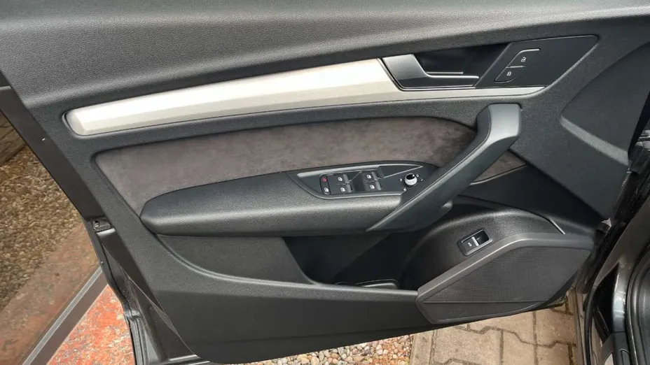 AUDI Q5 -