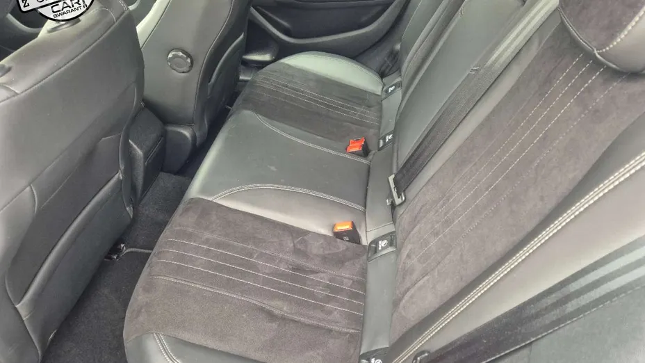 PEUGEOT 308 -