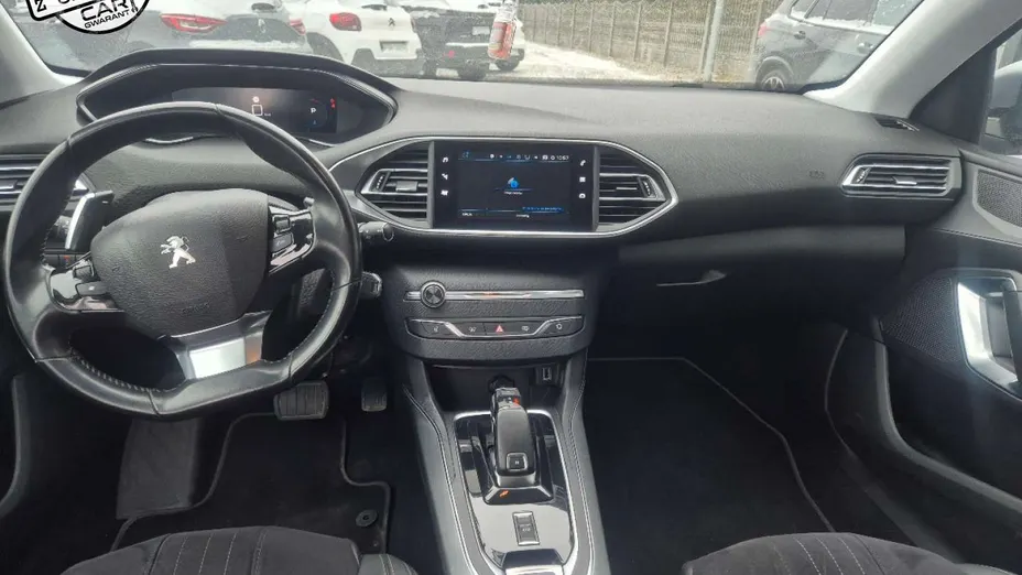 PEUGEOT 308 -