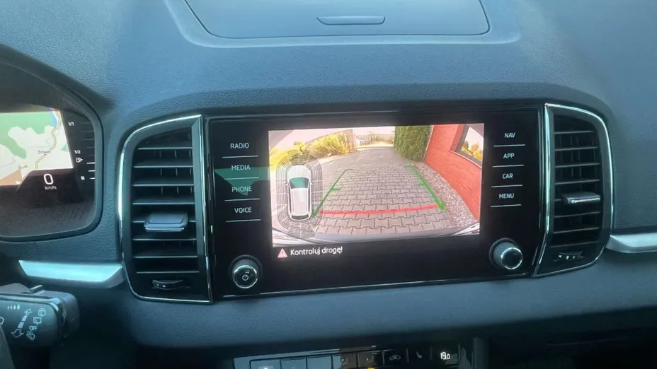 SKODA Karoq -