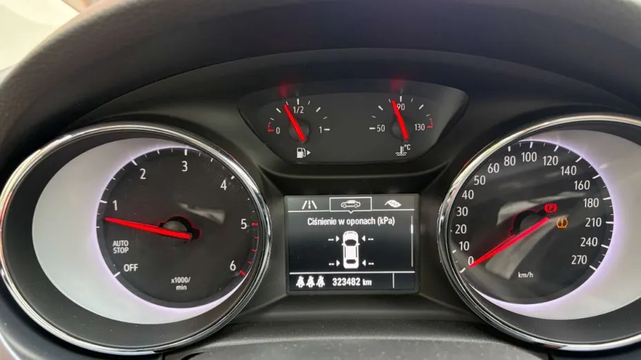 OPEL Astra -