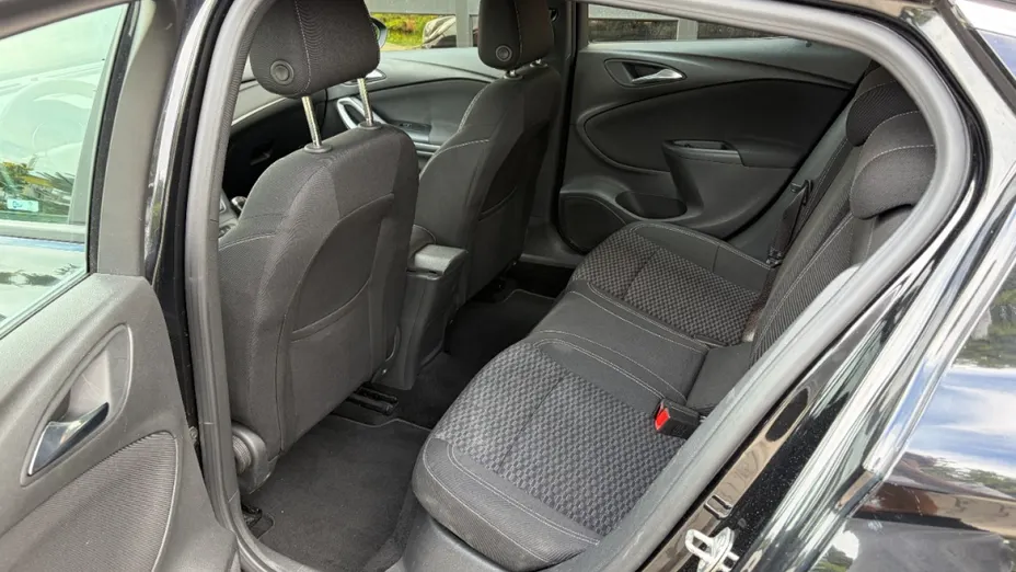 OPEL Astra -