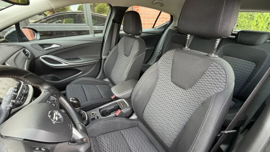 OPEL Astra -