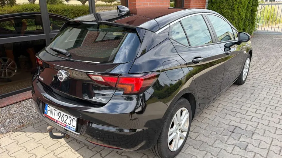 OPEL Astra -