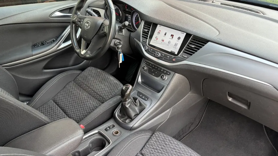 OPEL Astra -