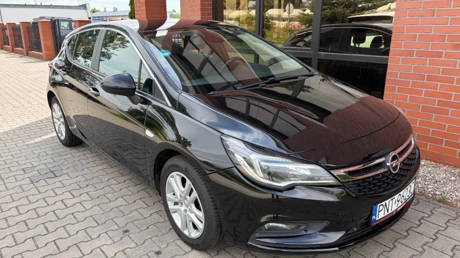 OPEL Astra -
