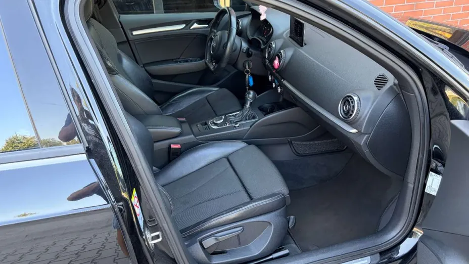 AUDI A3 Sportback -