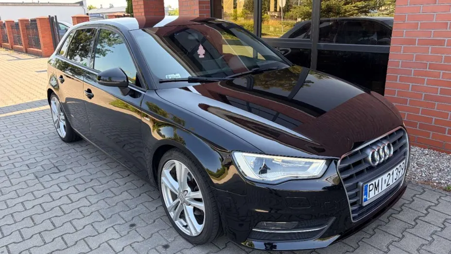 AUDI A3 Sportback -