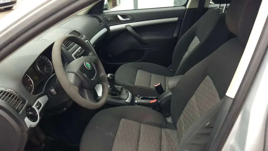 SKODA Octavia -