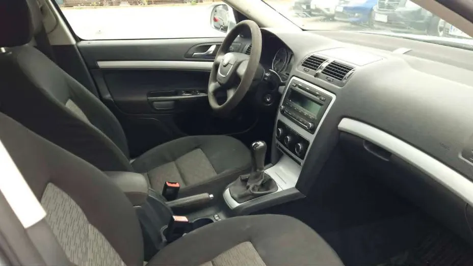 SKODA Octavia -
