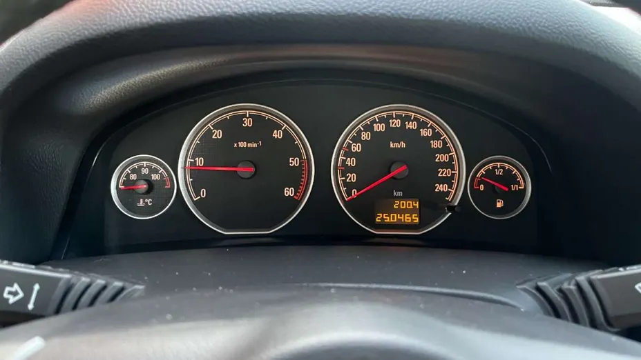 OPEL Vectra -