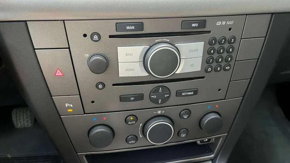OPEL Vectra -