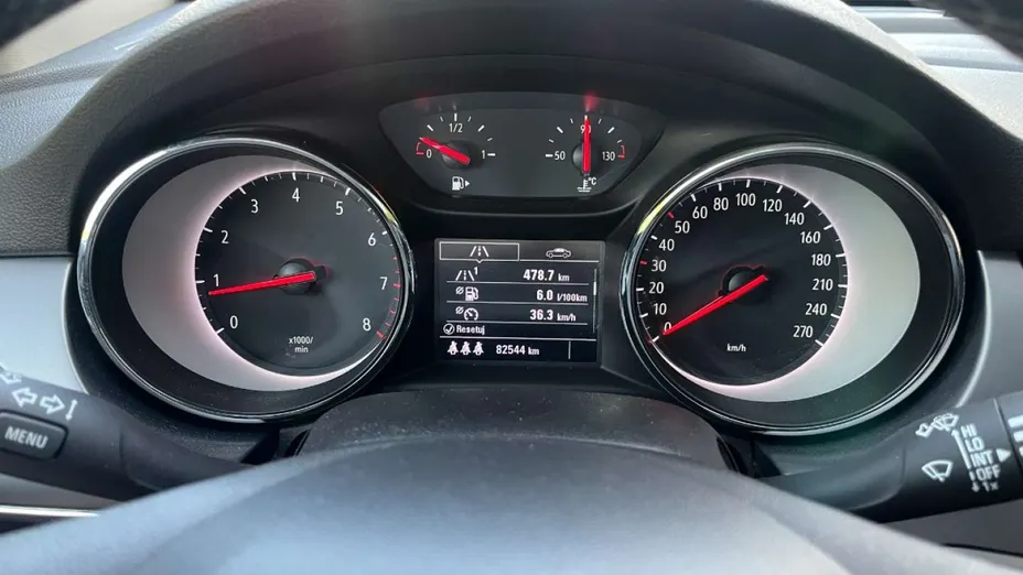 OPEL Astra -