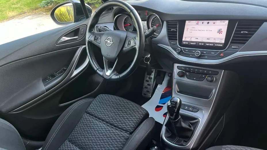 OPEL Astra -