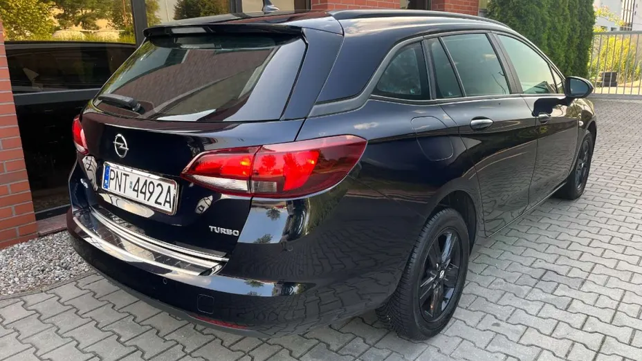 OPEL Astra -
