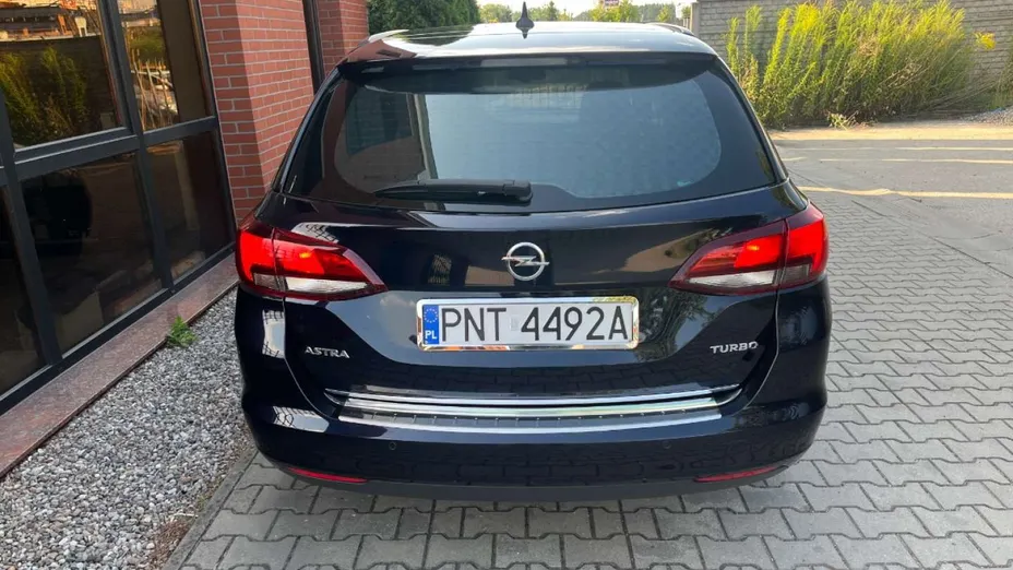 OPEL Astra -