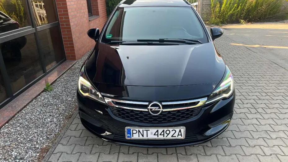 OPEL Astra -