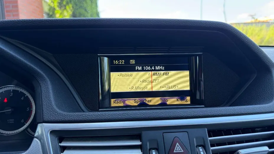 MERCEDES-BENZ E Klasa -