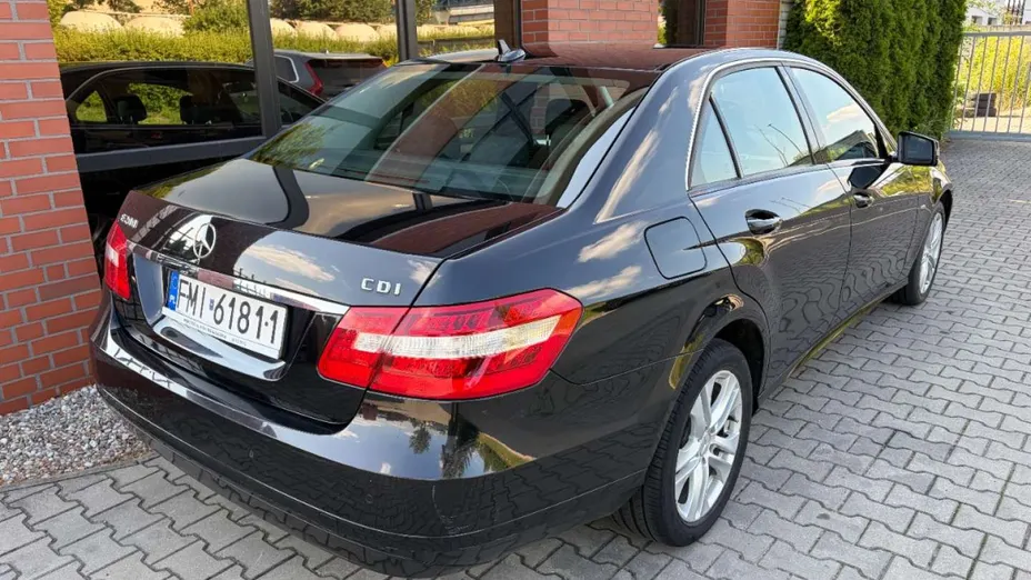 MERCEDES-BENZ E Klasa -