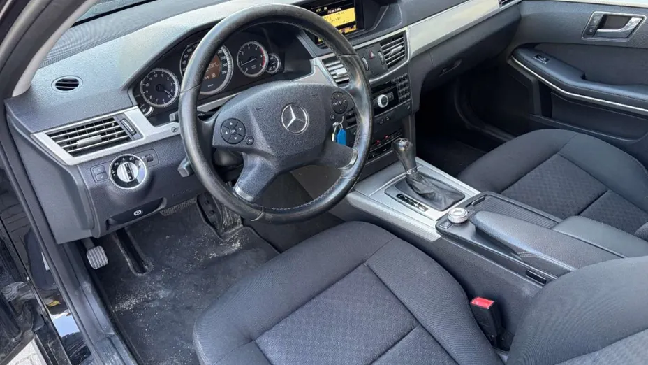 MERCEDES-BENZ E Klasa -