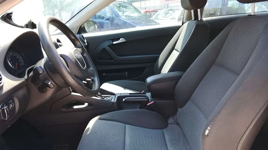 AUDI A3 Sportback -