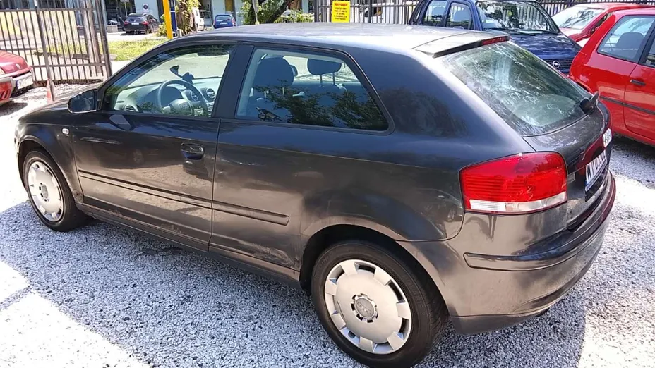 AUDI A3 Sportback -