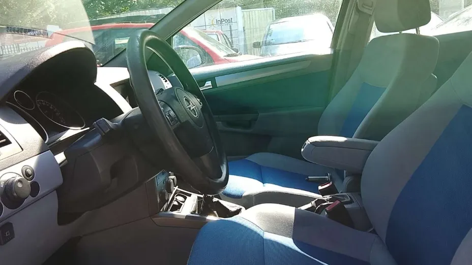 OPEL Astra -