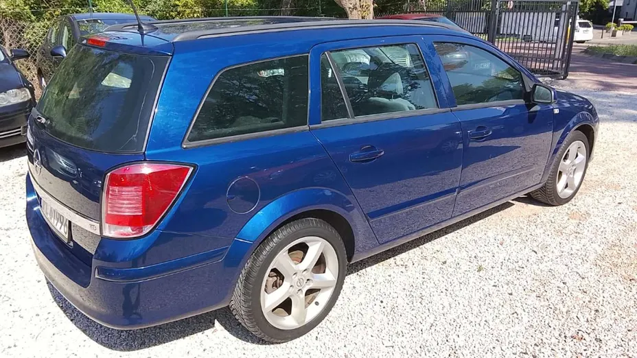 OPEL Astra -