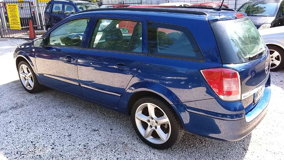 OPEL Astra -