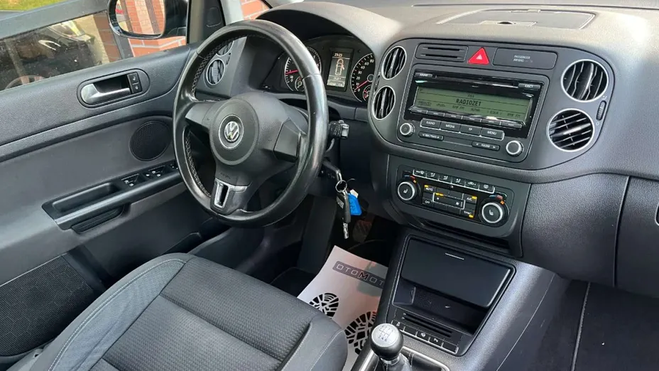 VOLKSWAGEN Golf Plus -
