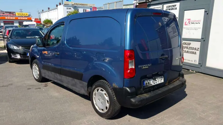 PEUGEOT Partner -