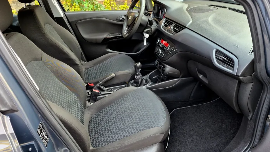 OPEL Corsa -