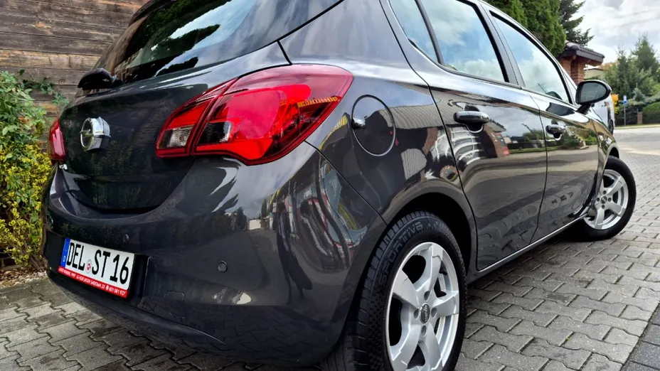 OPEL Corsa -