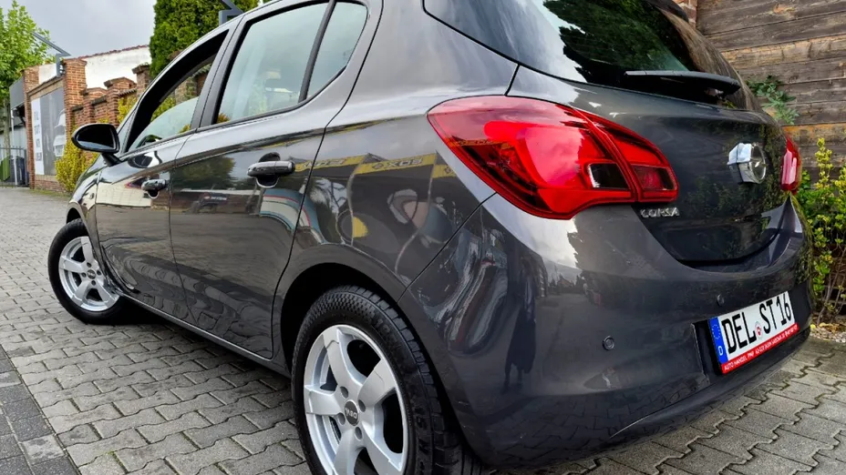 OPEL Corsa -