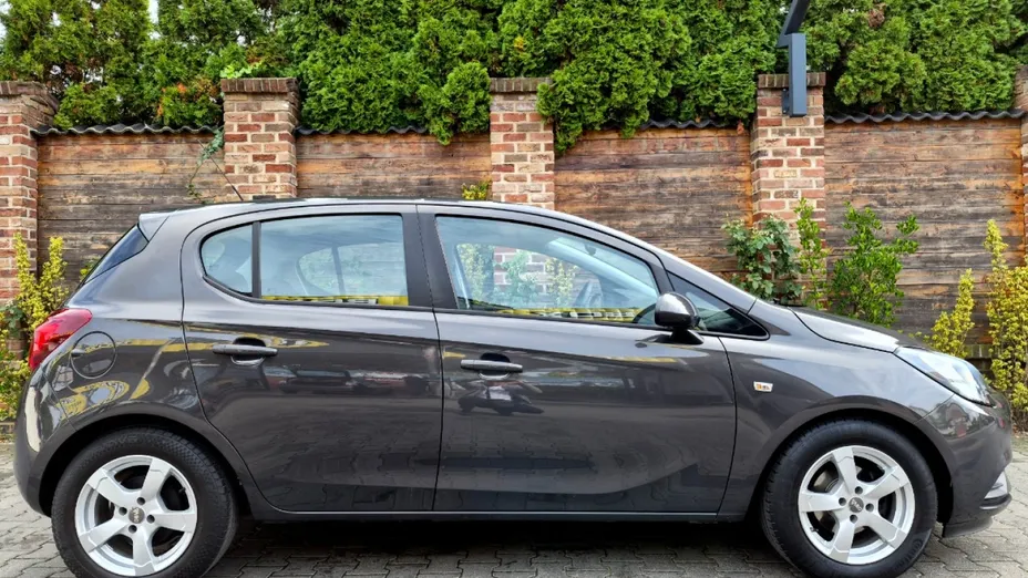 OPEL Corsa -
