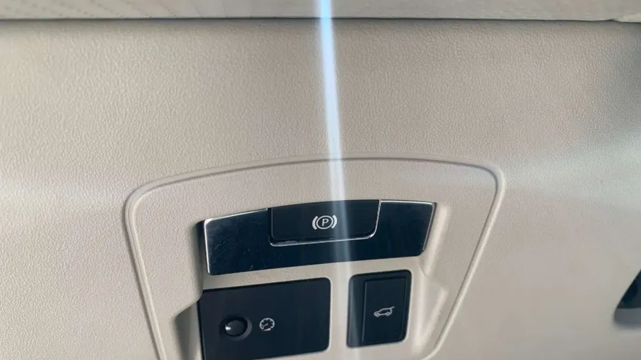 LAND ROVER Range Rover Velar -