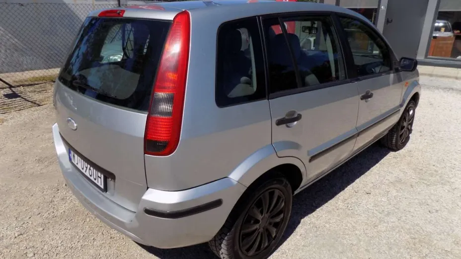 FORD Fusion -