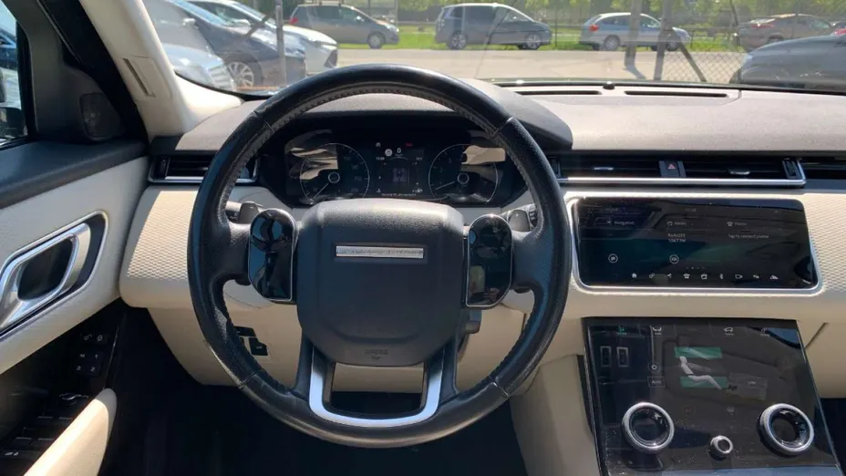 LAND ROVER Range Rover Velar -