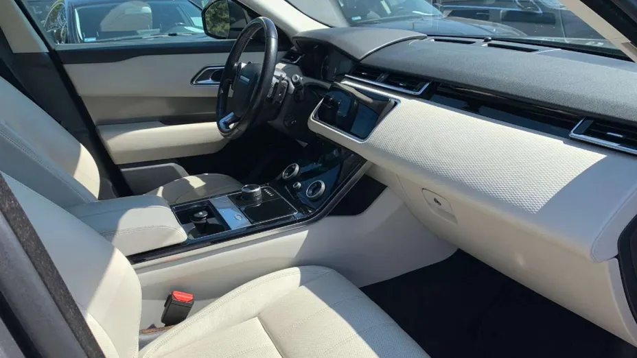 LAND ROVER Range Rover Velar -