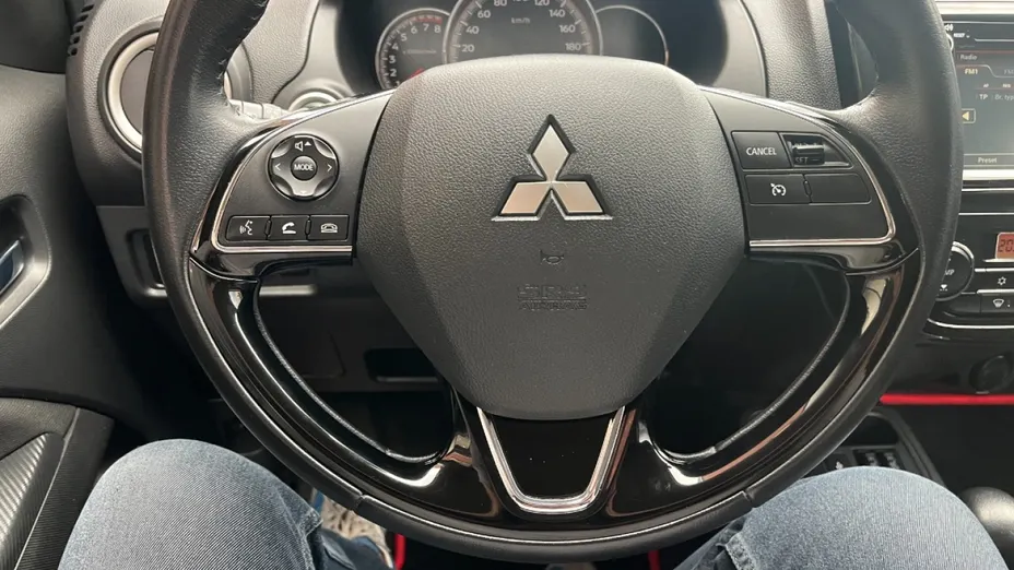 MITSUBISHI Space Star -