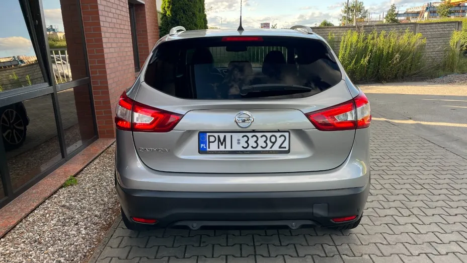 NISSAN Qashqai -