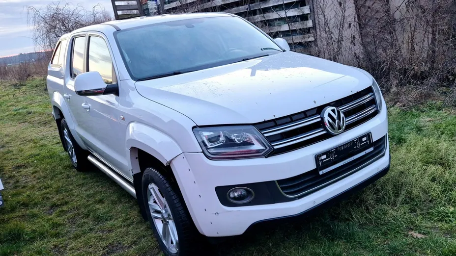 VOLKSWAGEN Amarok -